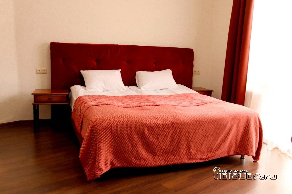 «Маленький Париж» - гостевой дом - фотографии фотография