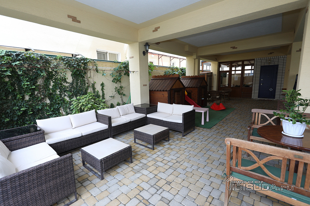 «Династия» - гостевой дом - фотографии фотография