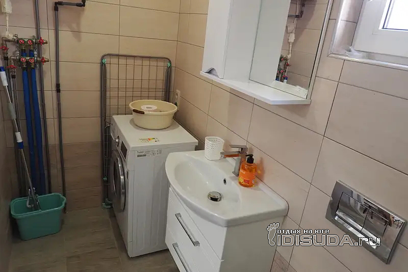 ����������