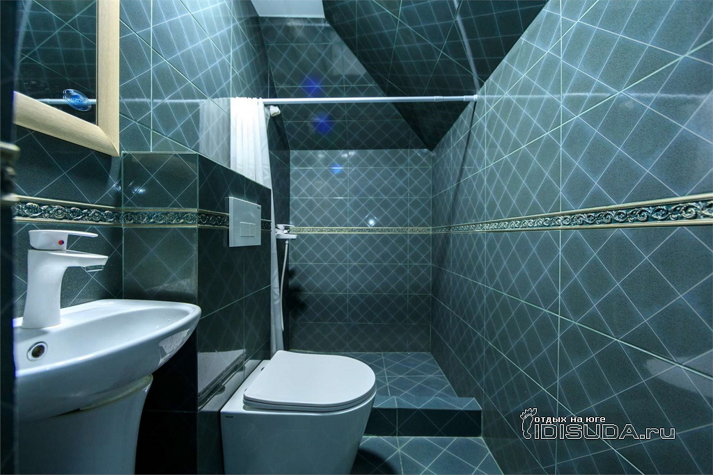 ����������