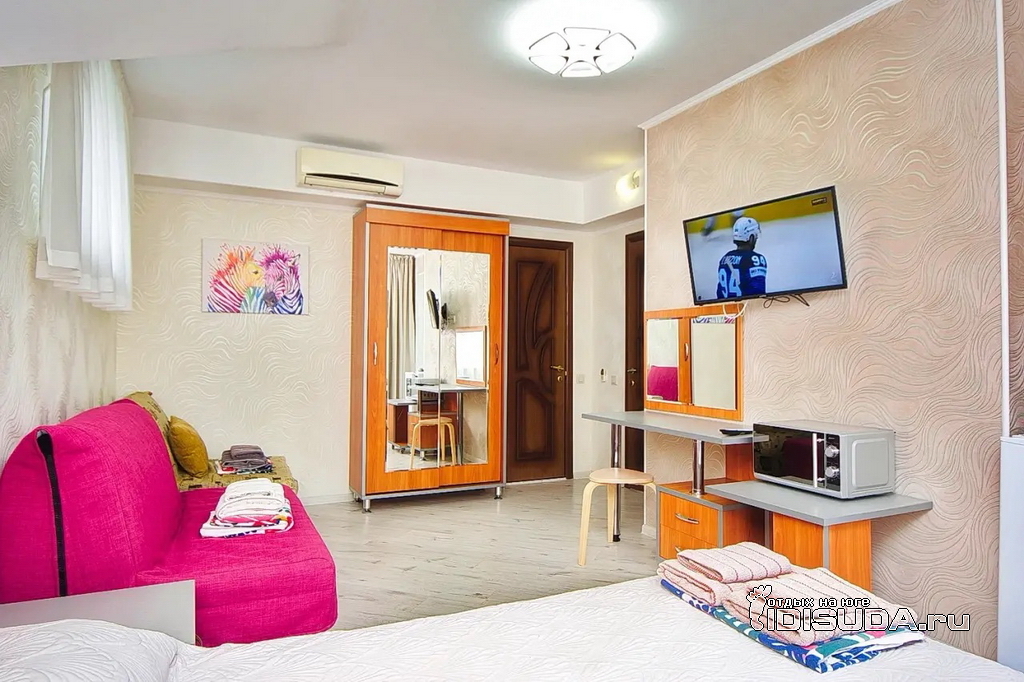 ����������