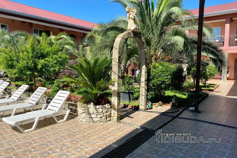 ����������