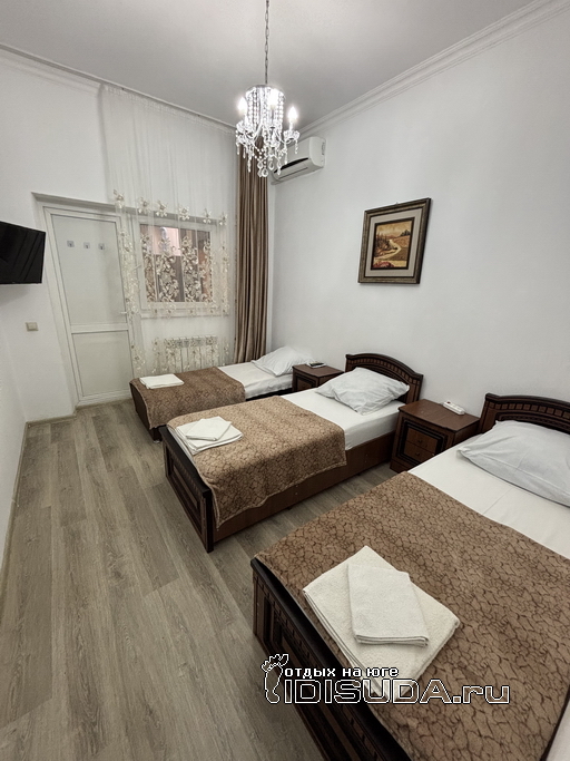 ����������