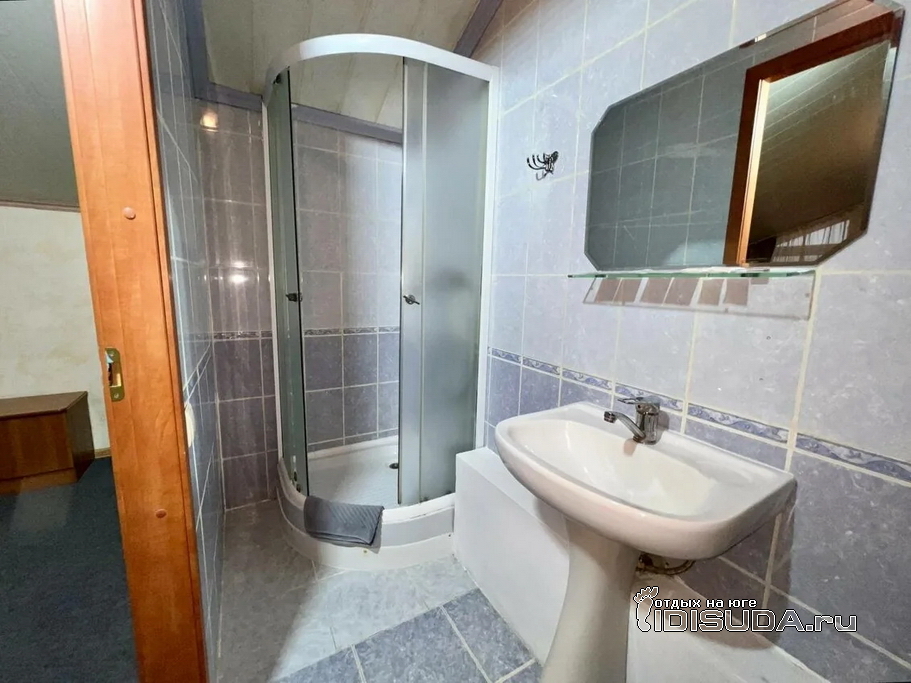 ����������