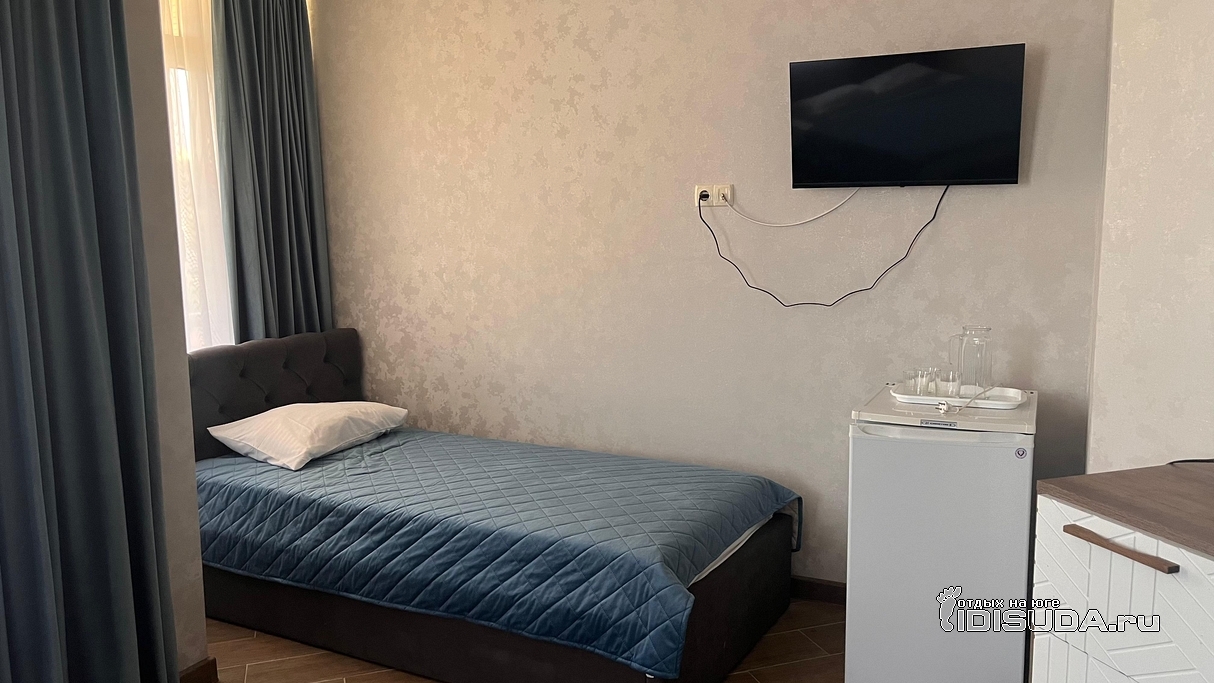 ����������