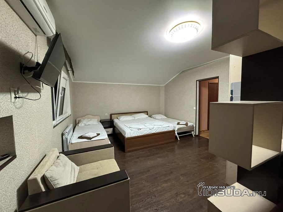 ����������