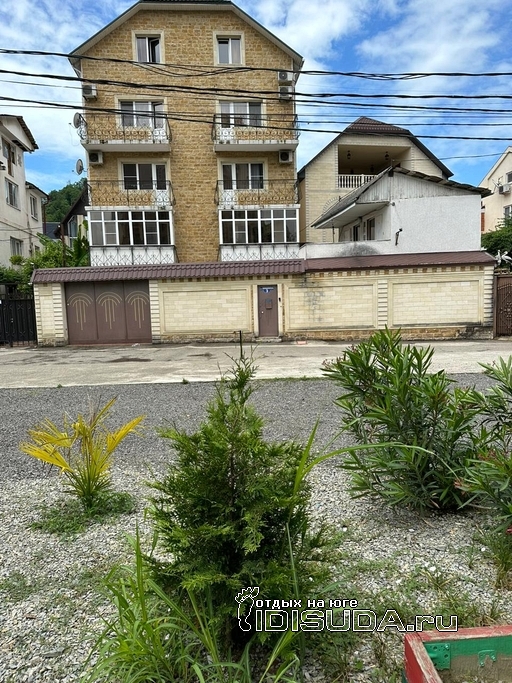 ����������