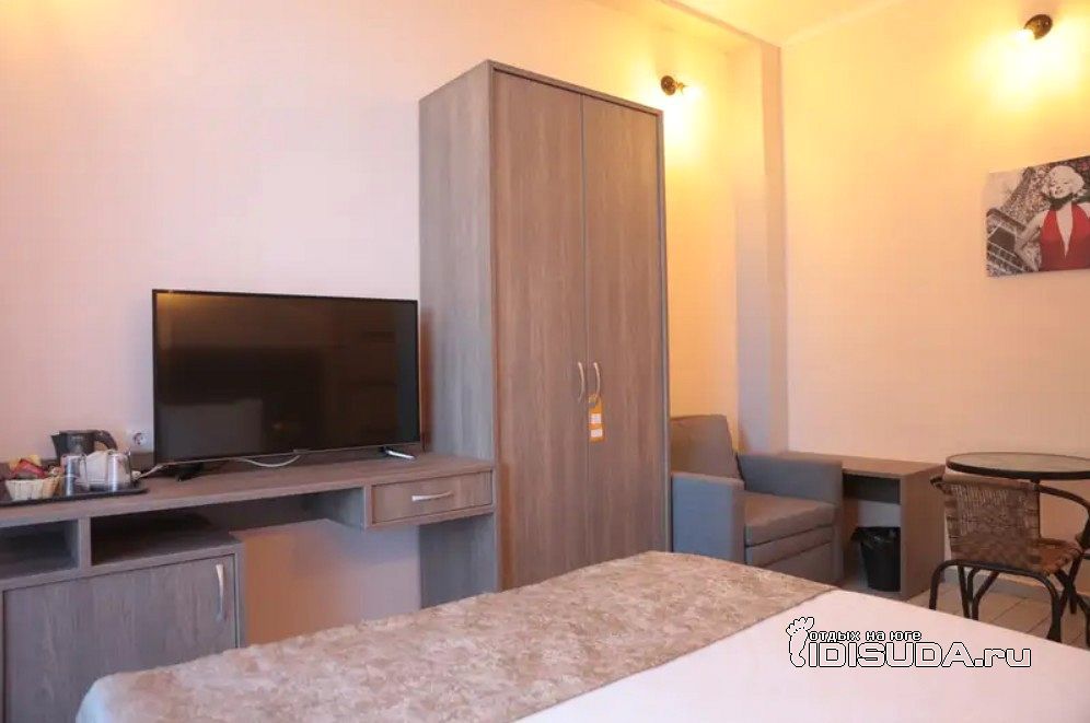 ����������