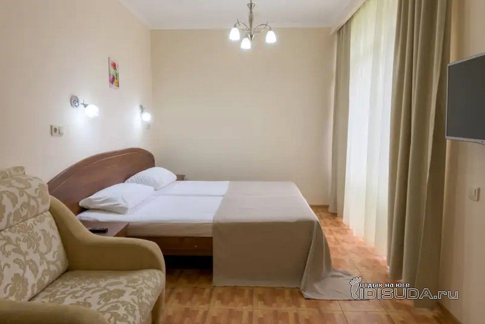 ����������