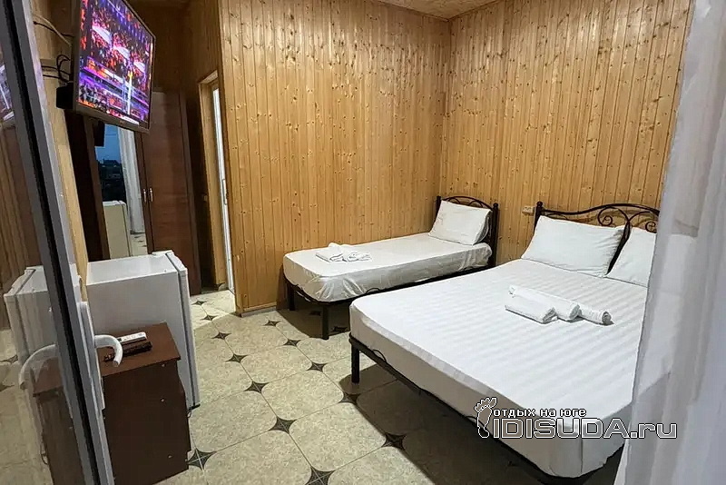 ����������