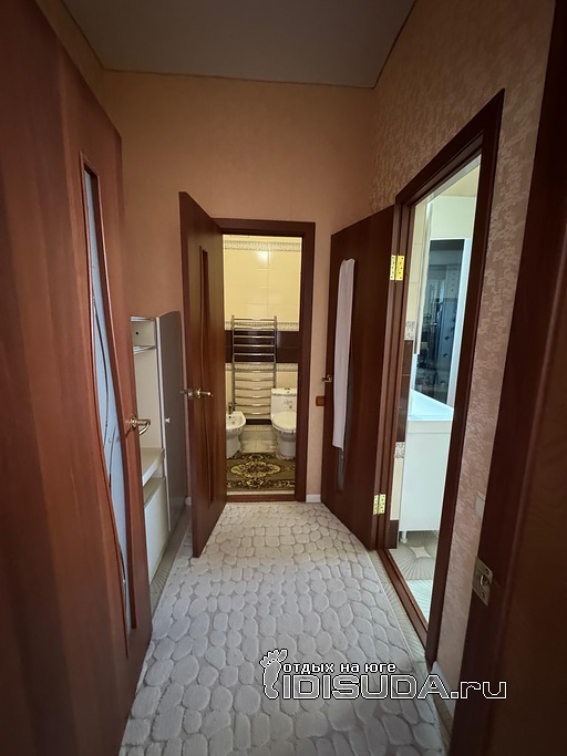 ����������