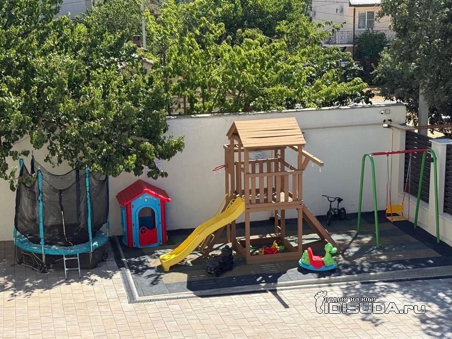 ����������